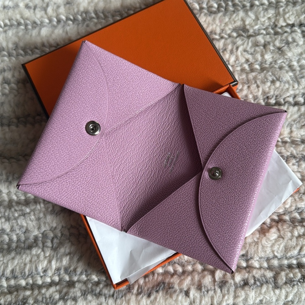 🦄NIB Hermes Calvi Card Holder Mauve Sylvestre